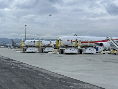 Multiple government aircraft being serviced by Alliance Ground International utilizing ground support equipment supplied by Mercury GSE, on the tarmac at San Francisco International Airport (SFO) in support of the APEC Conference.