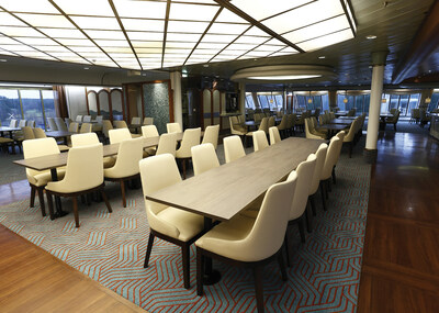 MV Isabelle’s dining room was significantly upgraded during a recent refit in Europe and offers a premium dining experience. (CNW Group/Bridgemans Services Group (BSG))