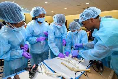 Students practice surgery skills at last year’s VMX BLEND event.