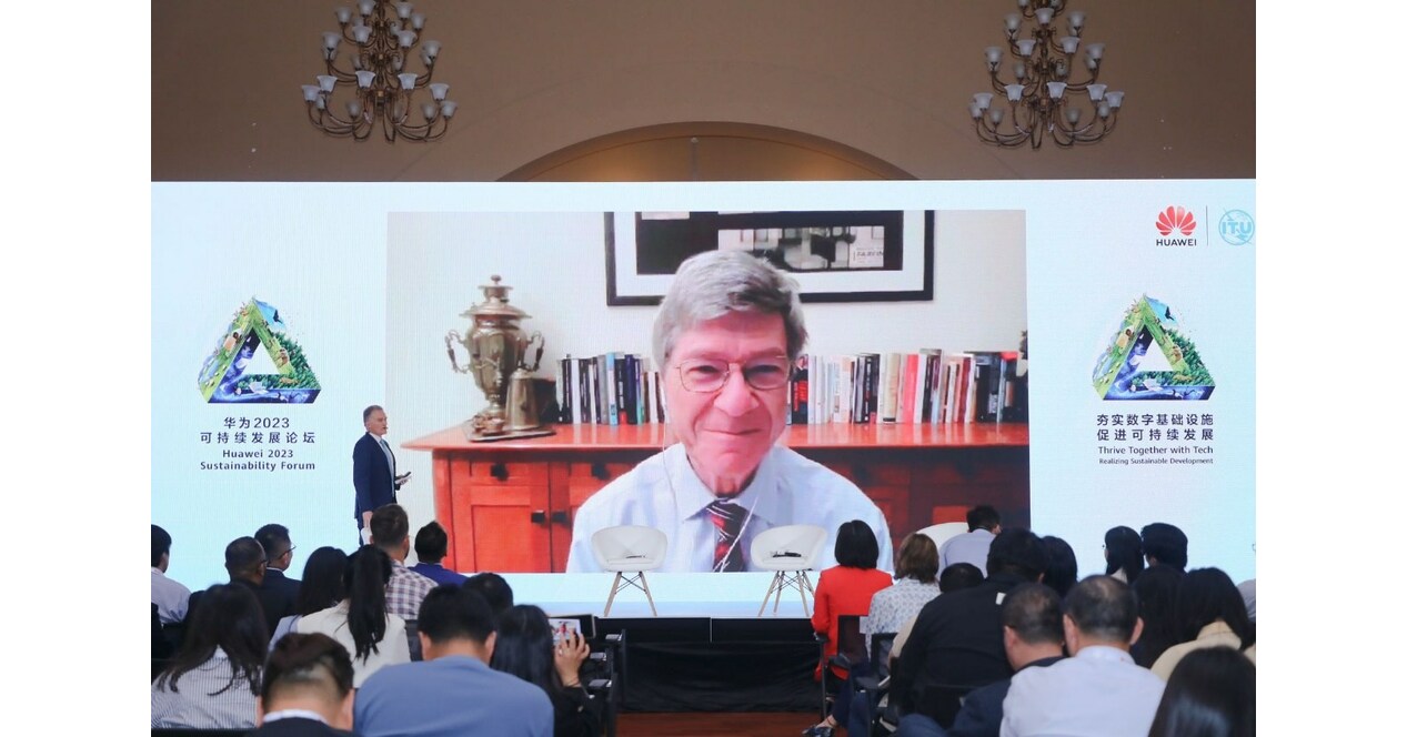 Huawei F&oacute;rum o udržitelnosti: Jeffrey Sachs podpořil ře&scaron;en&iacute; v&yacute;zev udržiteln&eacute;ho rozvoje pomoc&iacute; technologi&iacute;