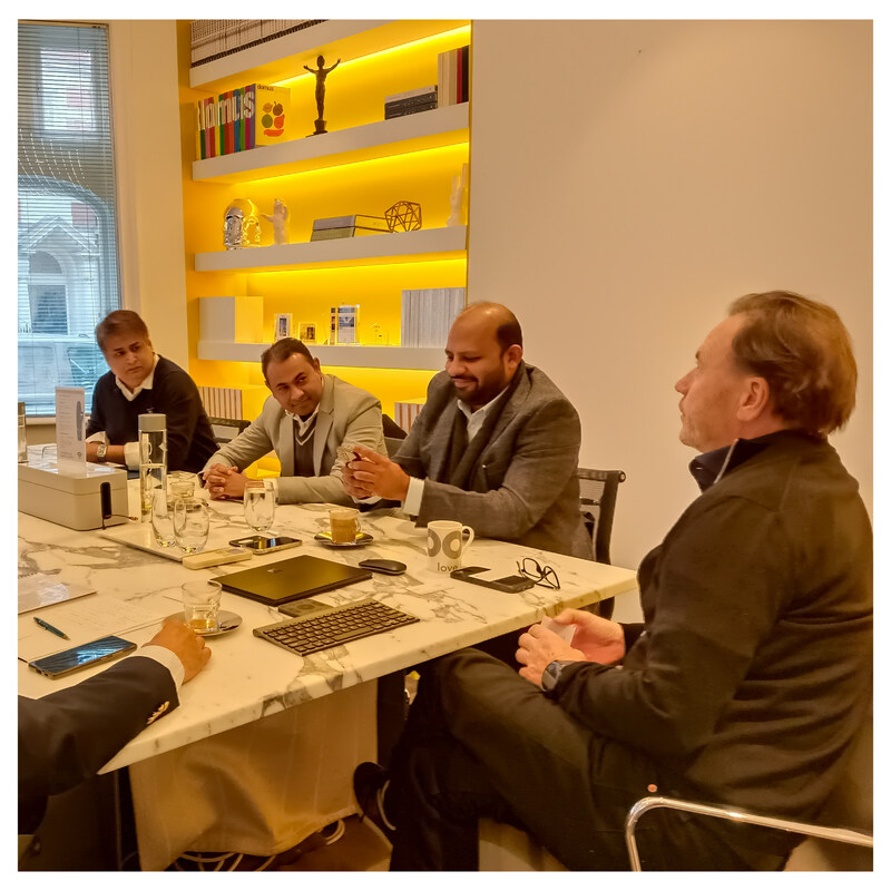 Unable to view the image, Please provide a valid URL.