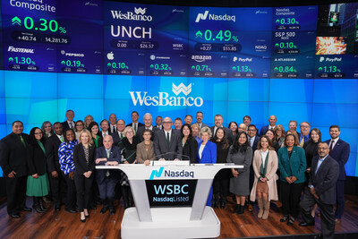 WesBanco proudly rang the Nasdaq Stock Market opening bell, marking the company’s next chapter of continued growth and transformation under the leadership of recently appointed President and Chief Executive Officer Jeff Jackson. Jackson was joined by bank executives and associates representing the collective efforts of the entire organization in reaching this milestone. Photo credit: Nasdaq Inc.