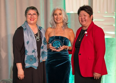 Ana Fernandez-Parmet recognized with NAWBO 2023 Susan Hager Legacy Award