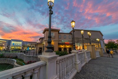 Tanger has acquired Bridge Street Town Centre, its 39th open air shopping center and the dominant shopping destination in the Huntsville, Alabama market.