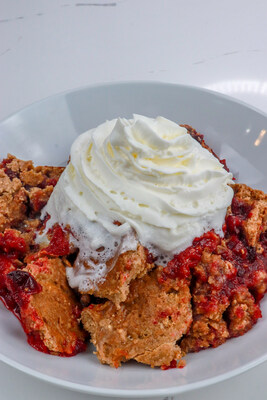 Dump, bake and feast! This Cranberry Apple Dump Cake by @flychefaldenb is sure to impress your guests thanks to the flavors of Tony Chachere’s. Like cobbler but with a cake-like topping, this perfect holiday dessert is even more delicious with the sweetness and spice of Tony’s.