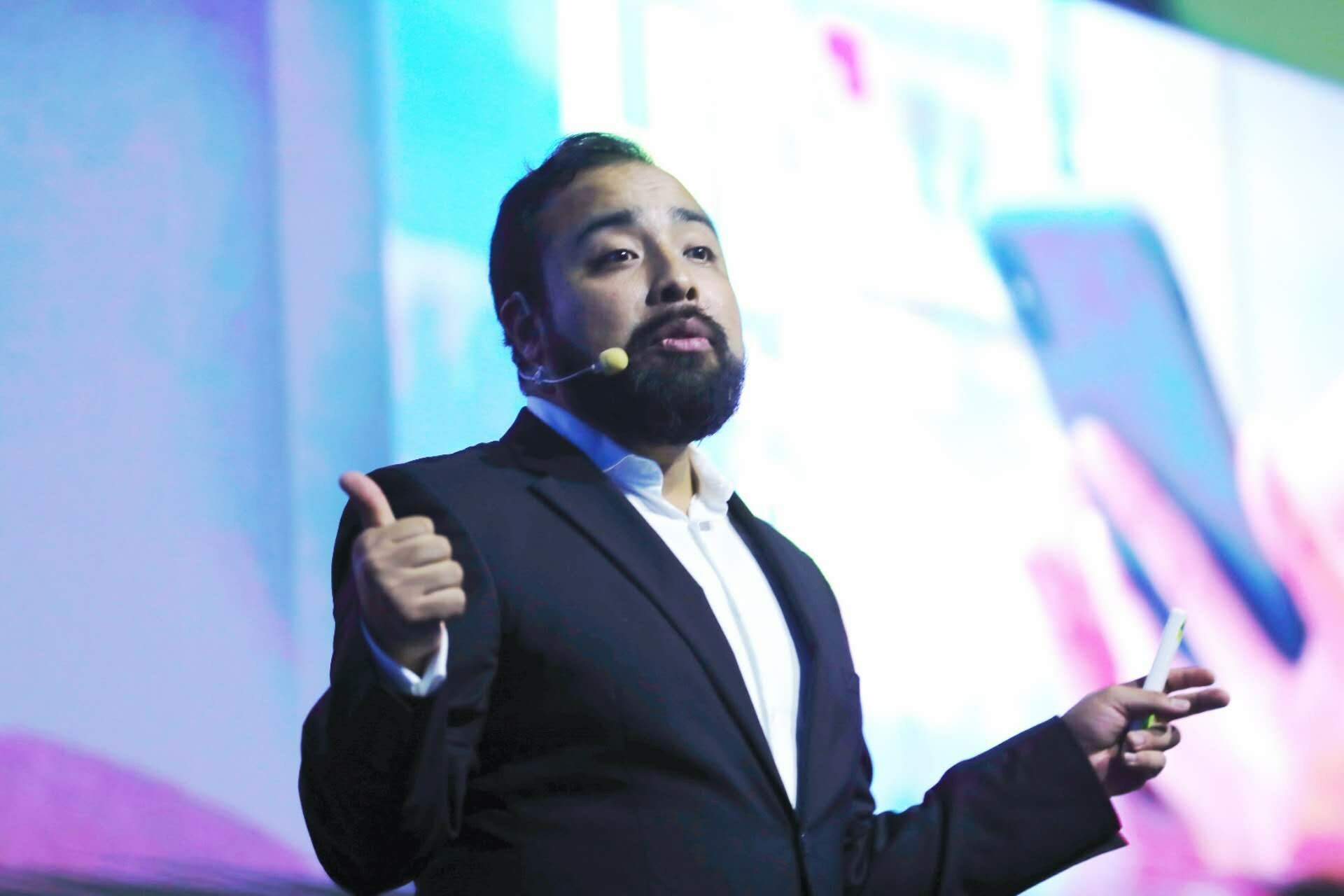 Unable to view the image, Please provide a valid URL.