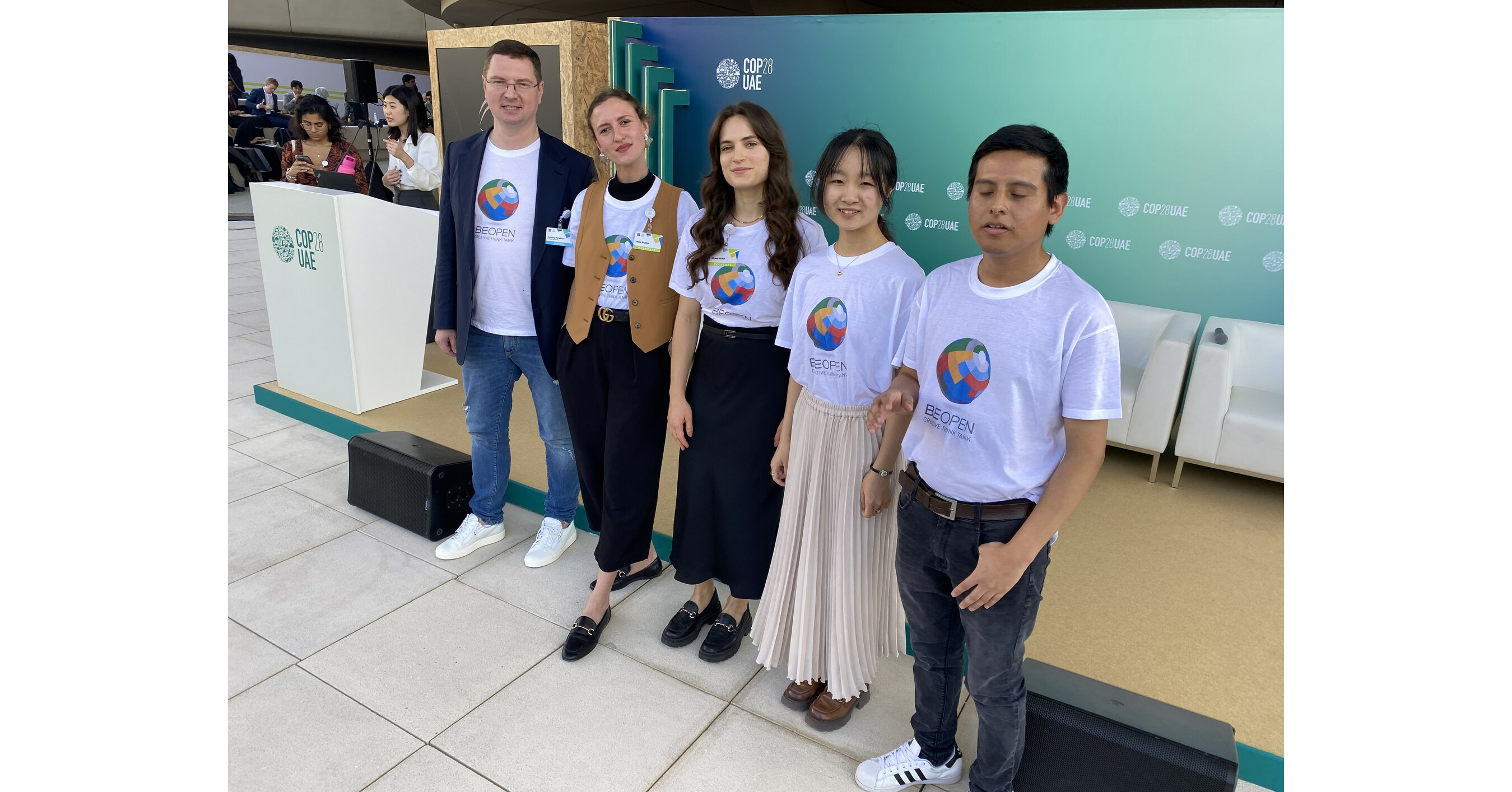 Der Thinktank BE OPEN von Elena Baturina unterst&uuml;tzt die Jugendf&ouml;rderung im Energiesektor auf dem SES2023 und der COP28