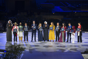 11 位獲獎者在阿聯酋 COP28 期間舉行的扎耶德可持續發展獎頒獎典禮上被表彰