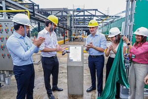 Carlos Alberto de Oliveira Santiago é homenageado em evento de inauguração de novo píer da Ageo no Porto de Santos