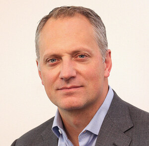 Mark Vineis a été nommé président national de Novartis Canada