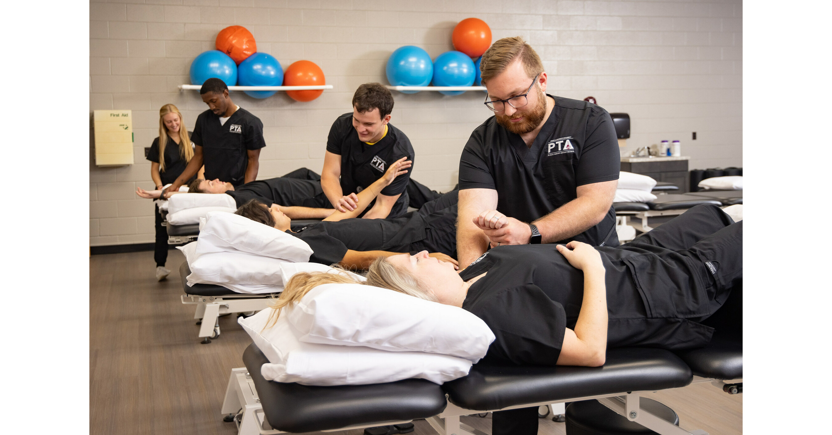 FHU Physical Therapist Assistant Program Receives Accreditation Status