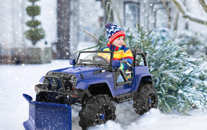 The Ultimate Winter Wonderland Ride - Snow Joe® Kids Ride-On IONMAX™ SUV Unveiled!