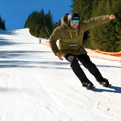 Hok Skis Snowfeet Nordic 90cm Skate Skis - World's Shortest Hok Skis Snowfeet Nordic 90cm Skate Skis - World's Shortest
