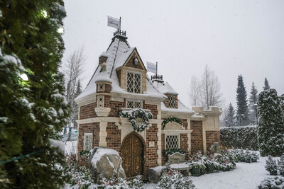 The Ultimate Kids’ Playhouse Castle, in partnership with Make-A-Wish® (CNW Group/Fairmont Hotels & Resorts)