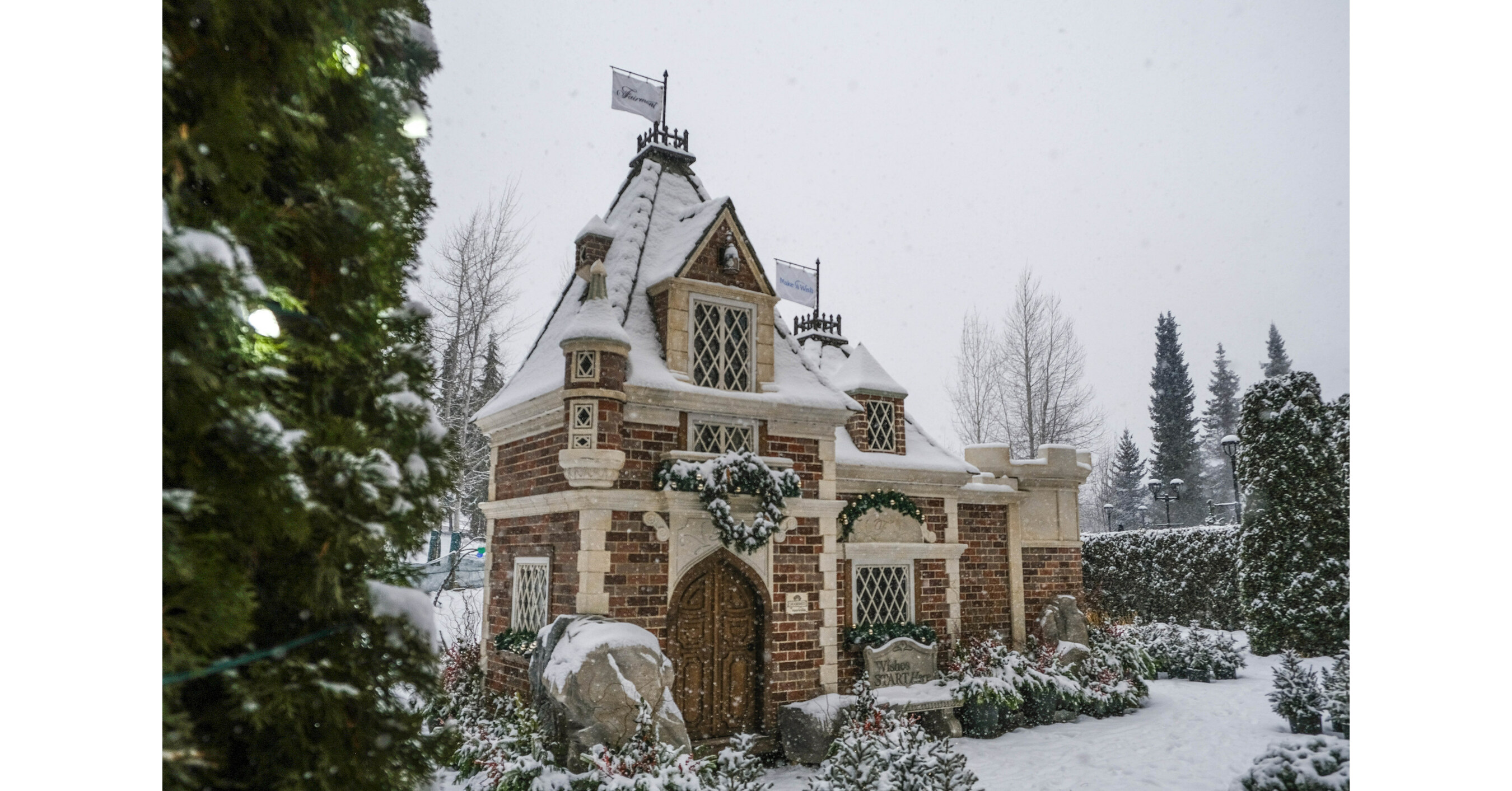 FAIRMONT CHATEAU WHISTLER UNVEILS MAGICAL PLAYHOUSE CASTLE IN SUPPORT OF MAKEAWISH®
