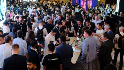 2 Huawei Unveils New Creativity-Boosting Smart Office and Audio Products in Dubai