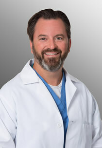 T. Hunter Newsom, MD Returns to His Hometown and Joins His Father, Dr. William Newsom of Eye Associates of Gainesville, Bringing Innovative Technologies to Alachua County