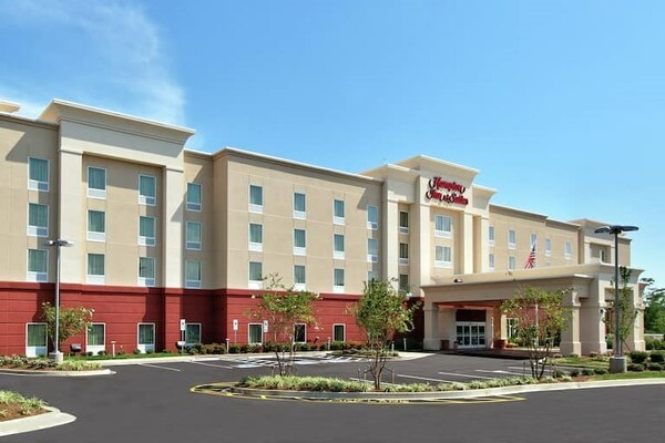 Hampton Inn & Suites Knoxville -Turkey Creek, TN