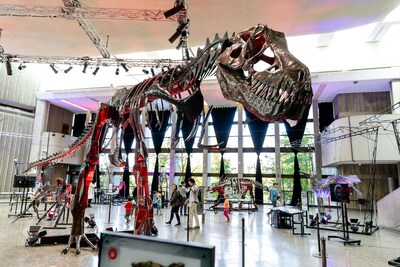 Don't miss Dinos in Motion at the Ontario Science Centre! On now until January 7, this exhibition features 14 interactive life-size metal dinosaur sculptures that move using levers, pulleys and other controls. (CNW Group/Ontario Science Centre (Only Use For Wire, Monitoring and Database))
