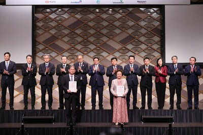 SeABank and AEON Financial Service have signed a Memorandum of Understanding for strategic cooperation and exchanged the Capital Transfer Agreement of PTF Financial Company (PRNewsfoto/SeABank)