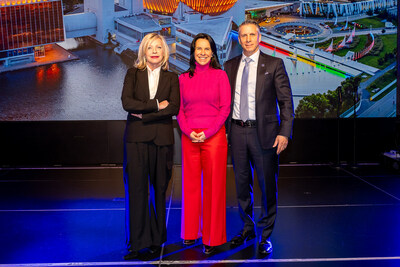 Tourism Minister and Minister Responsible for the Lanaudire Region Caroline Proulx, Ville de Montral Mayor Valrie Plante and Loto-Qubec Chief Executive Officer Jean-Franois Bergeron (CNW Group/Loto-Qubec)