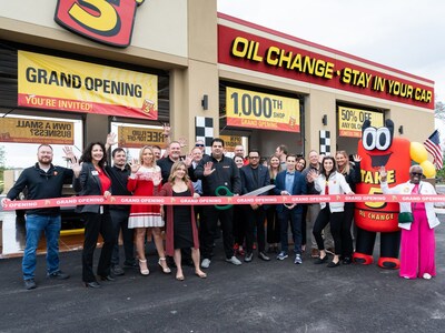 Take 5 Oil Change celebrates the opening of its 1000th store.
