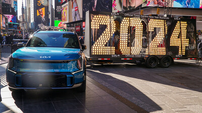 Kia America Delivers 2024 New Year's Numerals to Times Square
