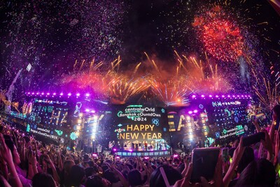 Tailândia celebra a chegada de 2024 no CentralWorld, a Times Square da Ásia, o maior marco de contagem regressiva de entretenimento do mundo, situado no centro de Bancoc (PRNewsfoto/CENTRAL PATTANA)