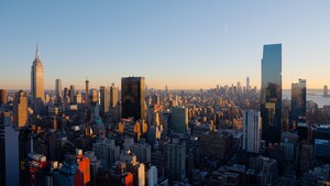 Manhattan View at MiMA Hosts Spectacular Christmas VIP Cocktail Party