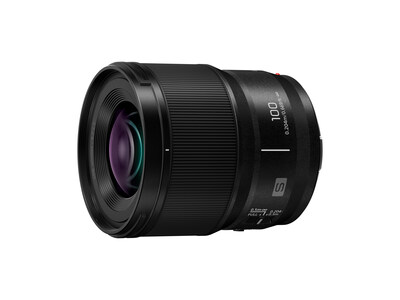 Panasonic is pleased to introduce the brand new LUMIX S 100mm F2.8 MACRO (S-E100) lens based on the L-Mount system standard. Compact and lightweight to match the camera body, the S-E100 lens joins the LUMIX S Series lineup which is designed to address the demand for accessible yet professional grade photography gear.
