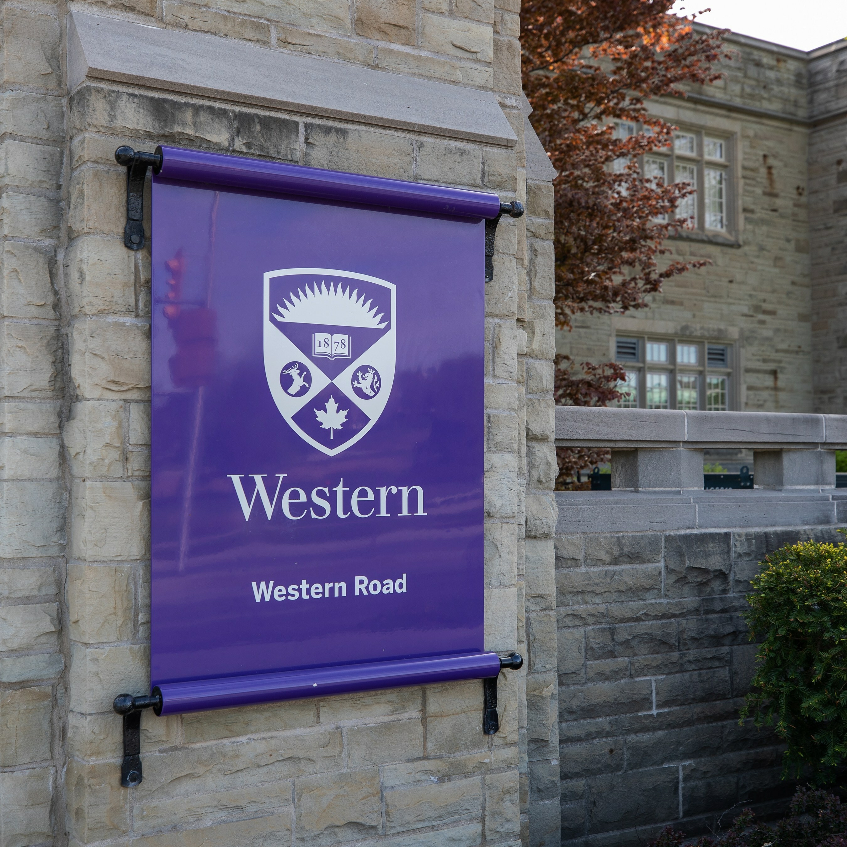 Western University Logo on Pillar. (CNW Group/Odd Burger Corporation)