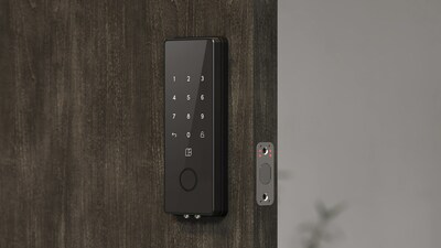 The Deadbolt 3S offers Native support for matter devices, embedded door sensor and user position system for unparalleled seamless access.