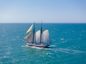 Café William sails towards sustainability: Its first coffee cargo sailboat travels to North America