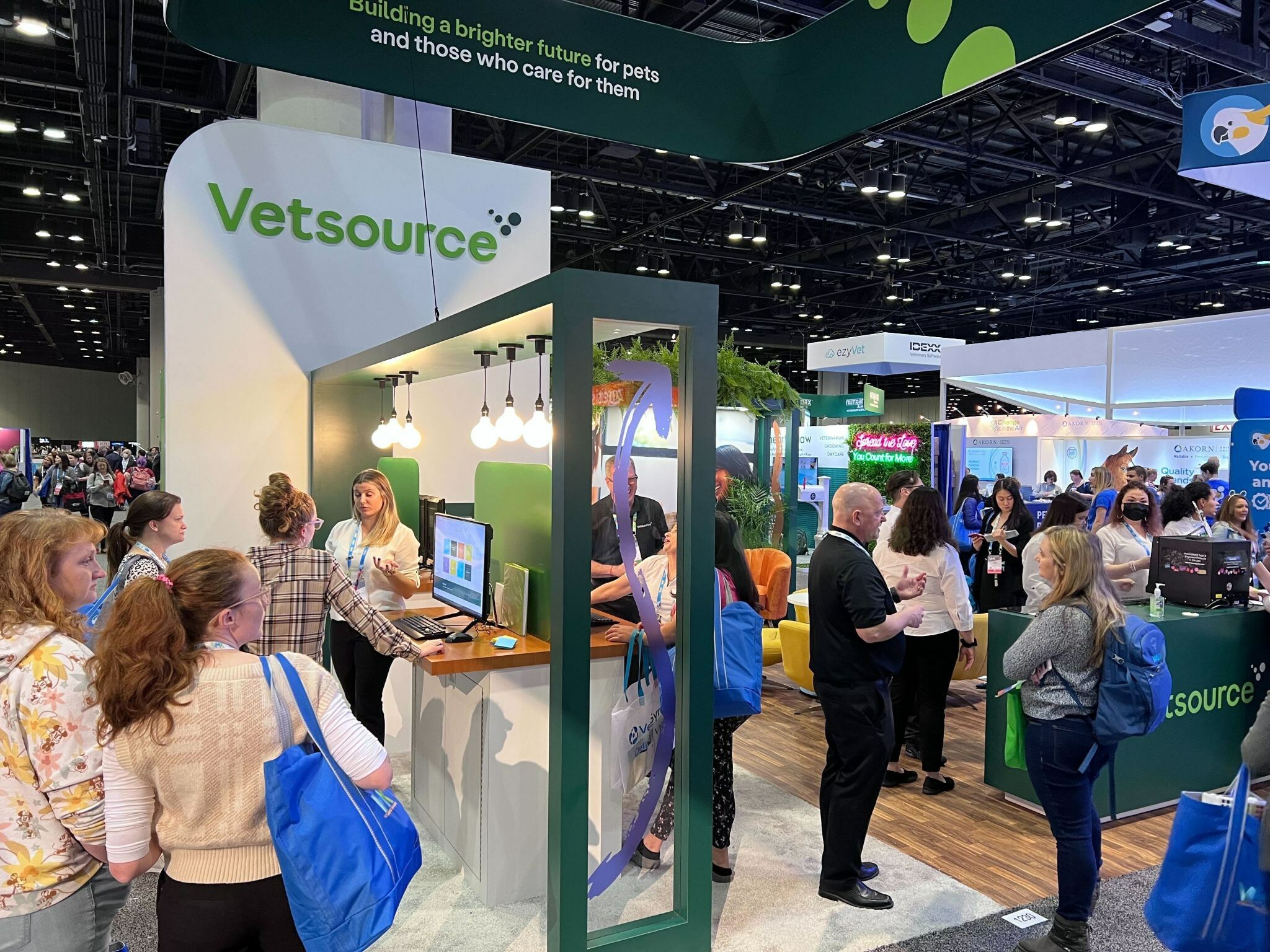 Vetsource showcases expansion to its payment services at VMX veterinary