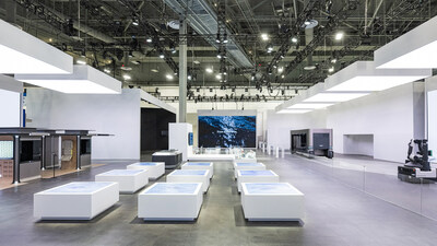 Hyundai Motor Exhibition at CES 2024 Envisions Transition to Hydrogen Energy and Software-Defined Mobility Solutions (PRNewsfoto/Hyundai Motor Group) Hyundai Motor Exhibition at CES 2024 Envisions Transition to Hydrogen Energy and Software-Defined Mobility Solutions (PRNewsfoto/Hyundai Motor Group)