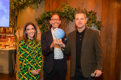 Matt Damon accepts the Elevate Prize Catalyst Award for this long-standing advocacy and work with Water.org in bringing safe water and sanitation to the world.