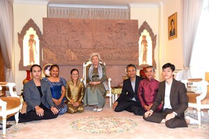 Queen Mother Hosts Chef Nak in Celebration of Cambodian Culinary Excellence