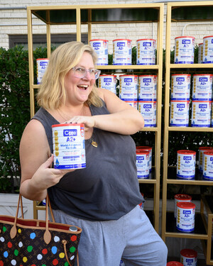 Hollywood's Biggest Stars Attend Pooph's Critics' Choice Luxury Lounge Presented by LA Smile &amp; GBK Brand Bar at the Beverly Wilshire Hotel