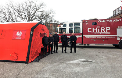 The Chatham-Kent Fire Rescue team stands next to their new Mobile Command Unit, developed using the municipality’s Energizing Life Community Fund grant (CNW Group/Hydro One Inc.)