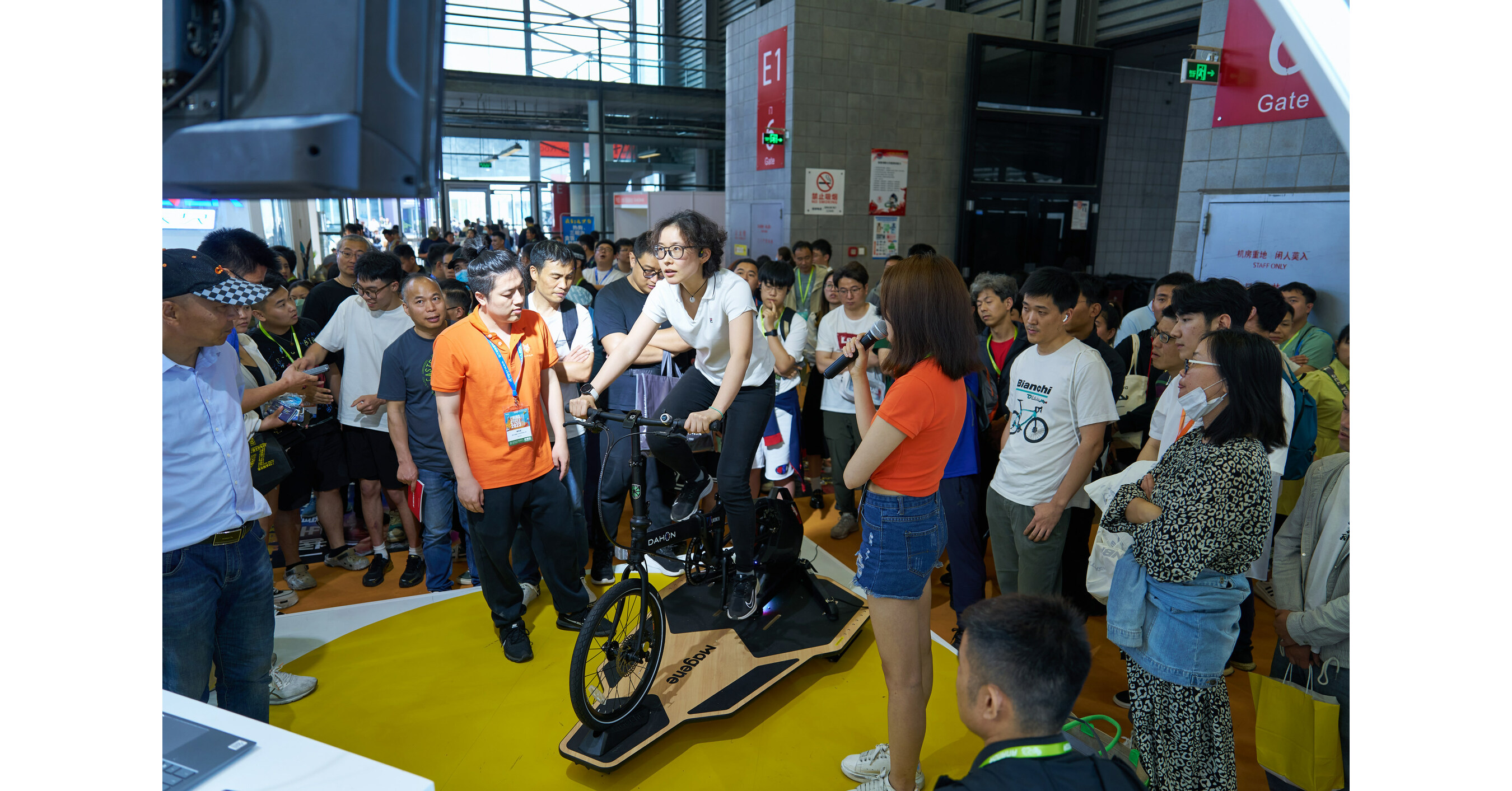 DAHON stellt die Speed-Technologie für leichtere, schnellere und elegantere Fahrräder vor DAHON stellt die Speed-Technologie für leichtere, schnellere und elegantere Fahrräder vor