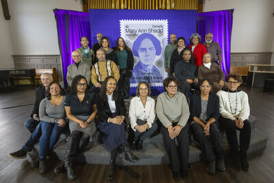 Descendants of Mary Ann Shadd

Photo credit: Carlos Osorio (CNW Group/Canada Post)