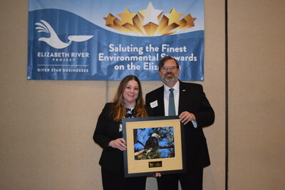 Pictured left to right: PRA Group Vice President of Global Communications and External Affairs Giovanna Genard accepted the River Star Business award on behalf of the company, alongside Elizabeth River Project Board of Directors member and Virginia Wesleyan University Professor of Biology and Environmental Sciences Maynard Schaus, who served as MC for the Elizabeth River Project's River Star Annual Recognition Luncheon.