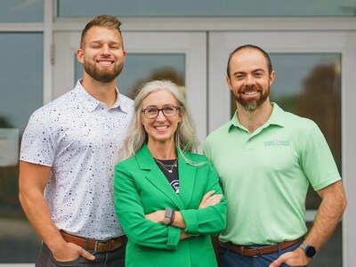 Better Blend Independence Grand Opening. Pictured: Founder/CEO Isaac Hamlin, Franchisee/Owner Karin Smith, and General Manager Steve Owens.
