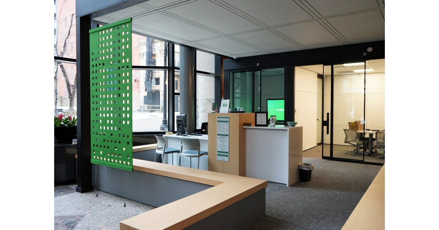 Academy Bank Opens Flagship Retail Banking Center in Lobby of Kansas City Tower, Relocates