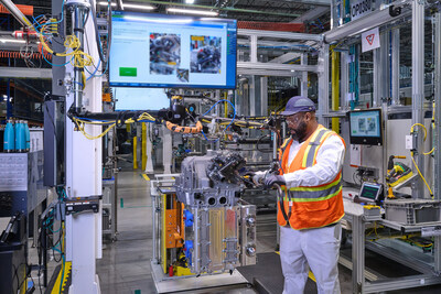 An employee assembles a fuel cell system in the module final assembly at Fuel Cell System Manufacturing LLC, GM and Honda’s fuel cell joint venture in Brownstown, Michigan