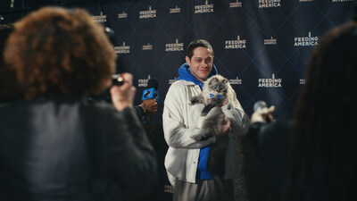 Pete Davidson's cameo reveals a short-term fling with Mayo Cat