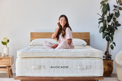 The Luxury Organic Mattress from Avocado is spectacularly luxe and certified organic by GOTS. Available in medium, plush, and ultra-plush feels. Handmade in Los Angeles with the best domestic and international materials. Features 17 premium layers of organic and natural latex, wool, silk, hemp, and cotton, combined with up to 2,419 individually encased coils arranged in 7 ergonomic zones for support and motion isolation.