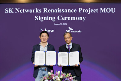 SK Networks announced on 31 January that it has taken a significant stride towards its AI-centered Business-oriented Investment Company ambitions by officially signing a non-binding memorandum of understanding (MOU) for the 'SK Networks Renaissance Project.' SK networks President & COO Sunghwan Choi (left) and Bow Capital Managing Director, Vivek Ranadiv pose for a photo after the memorandum of understanding.
