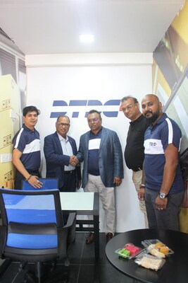 Unable to view the image, Please provide a valid URL.