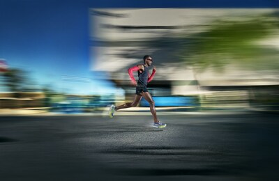 HOKA NAZ Elite athlete Futsum Zienasellassie running in the Cielo X1